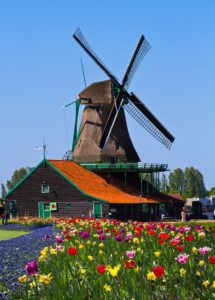Nederland- et fantastisk land å reise i